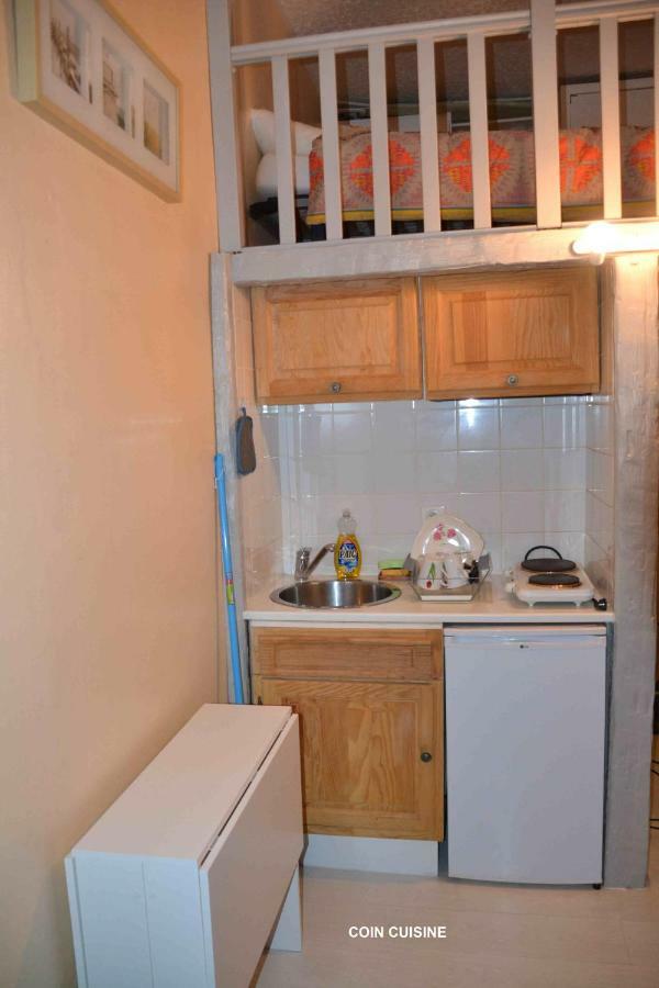 코트레 Petit Studio Dans Immeuble De Caractere 아파트 외부 사진